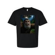 Bigfoot Sasquatch Selfie With Alien UFO Unisex T Shirt